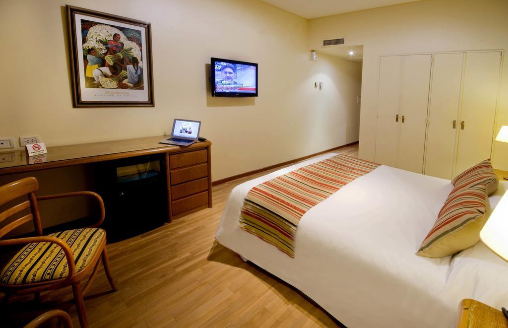 Hotel Argos Bahía Blanca Szoba fotó